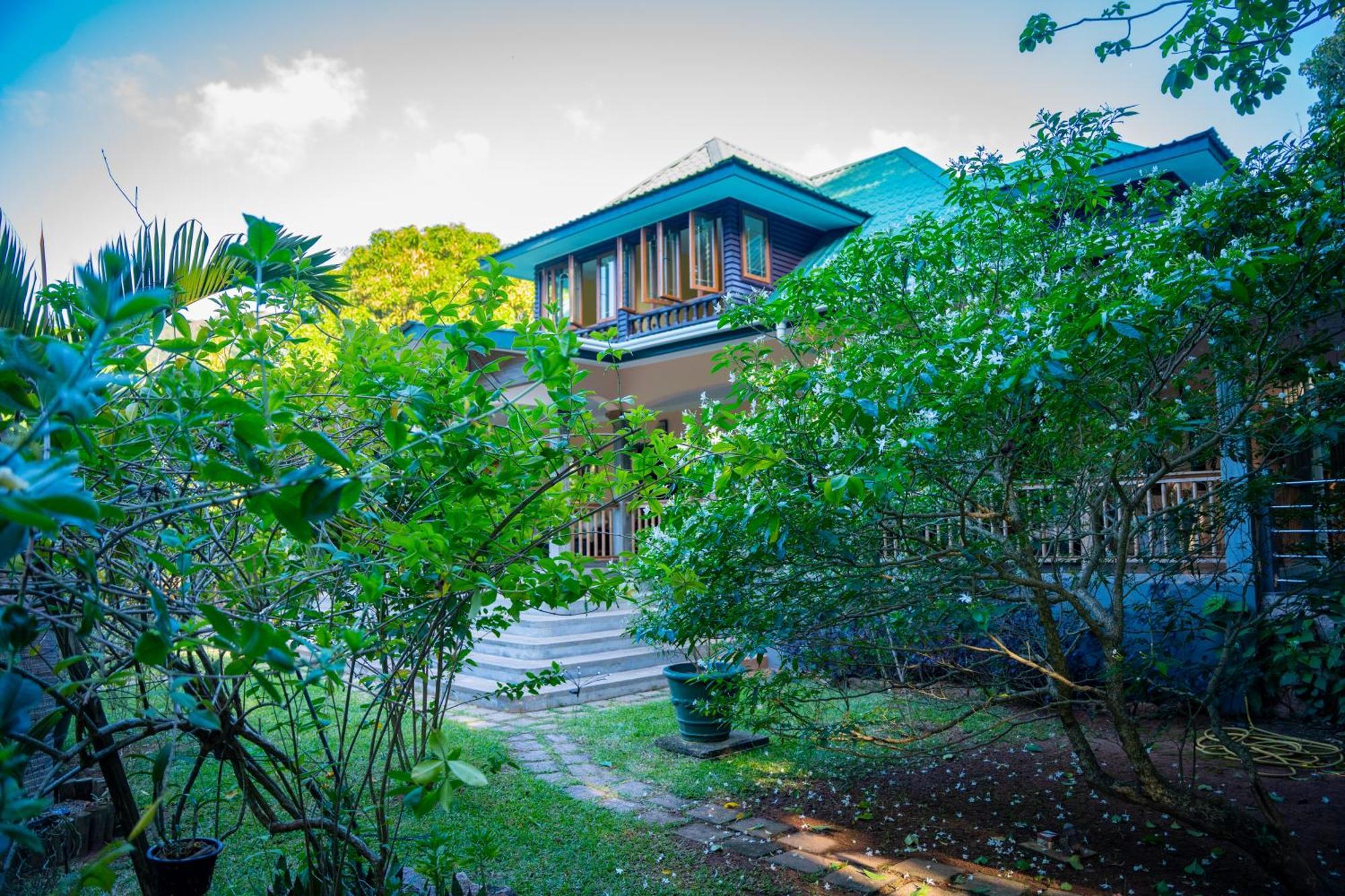 Pension Michel Villa Roche Bois La Digue Exterior photo