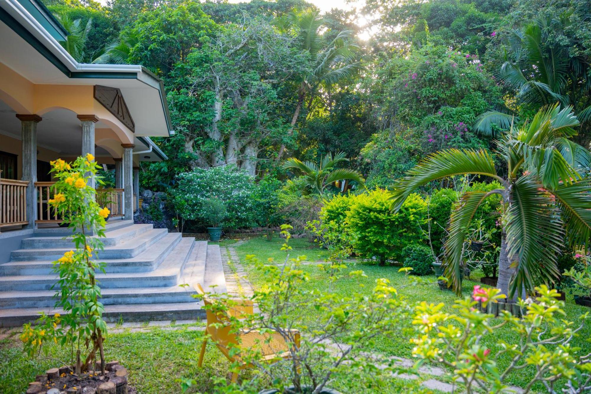 Pension Michel Villa Roche Bois La Digue Exterior photo