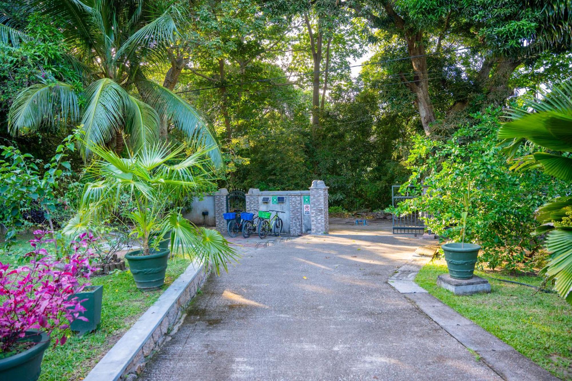 Pension Michel Villa Roche Bois La Digue Exterior photo